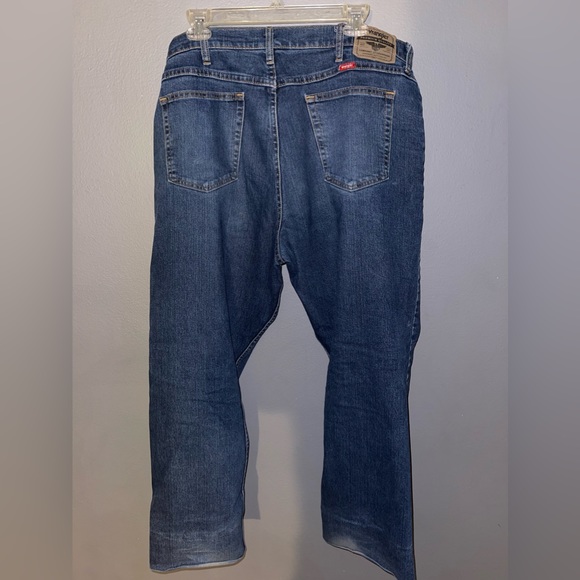 Wrangler 38 - Picture 5 of 9